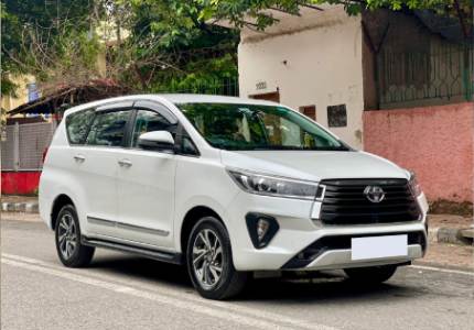 Innova Crysta Taxi