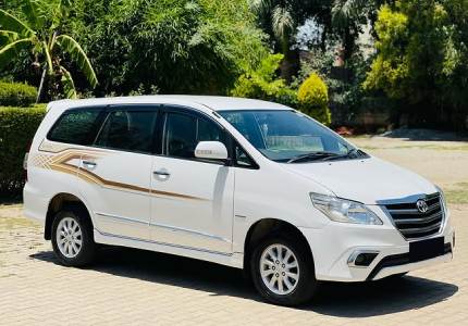 Toyota Innova Taxi